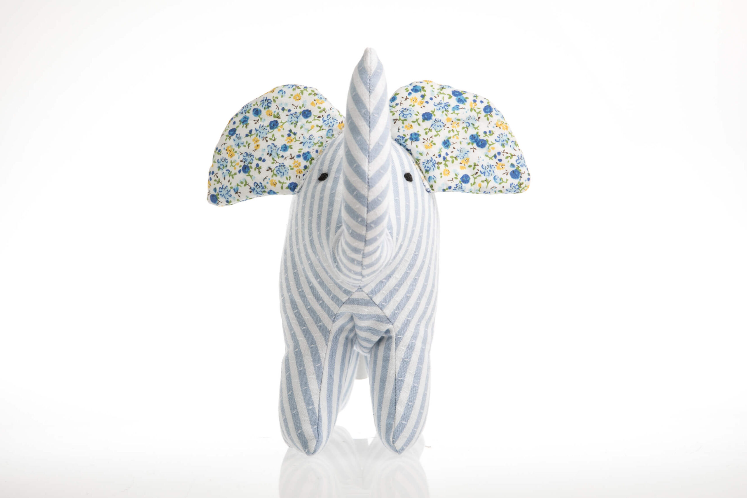 ELEFANT-005 Elefant hellblau