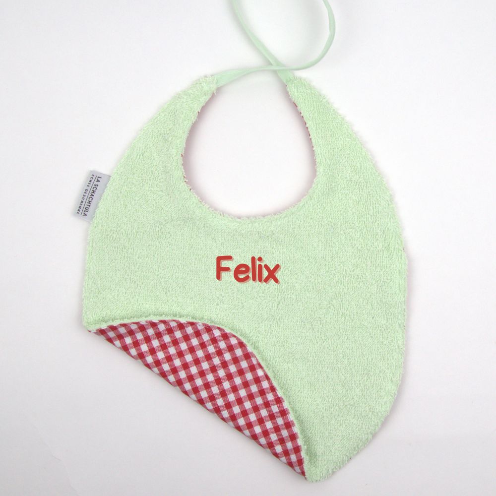 9 Lätzchen mit Stick